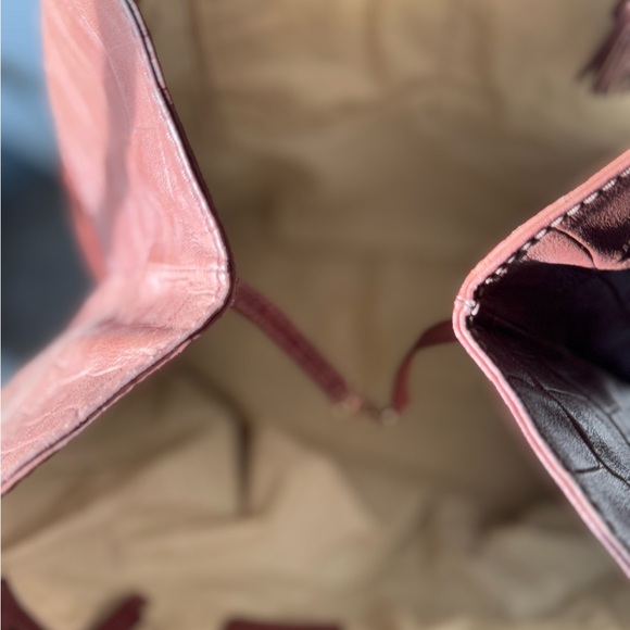 Chic Brown Leather and Suede Tote Bag - Picture 6 of 6